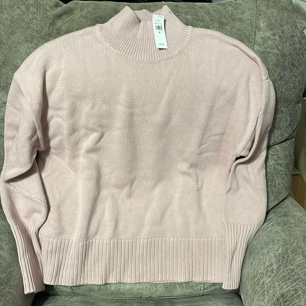 NWT GAP sweater mock turtleneck size medium